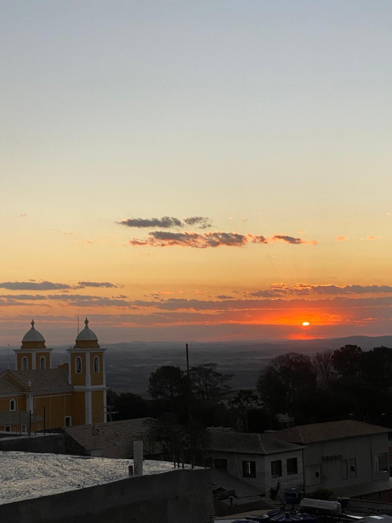 Villa Kitnet Por Do Sol São Tomé das Letras Esterno foto
